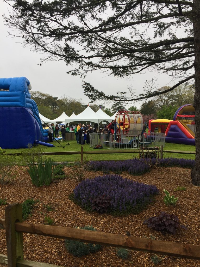 4-17 Earth day at the zoo pic