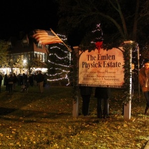 MACHolidayPreviewWeekend