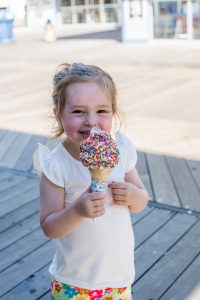 Do The Shore: Child with ice cream cone